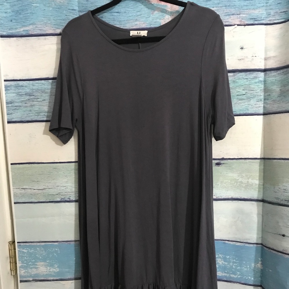 Agnes and Dora ruffle hem tunic